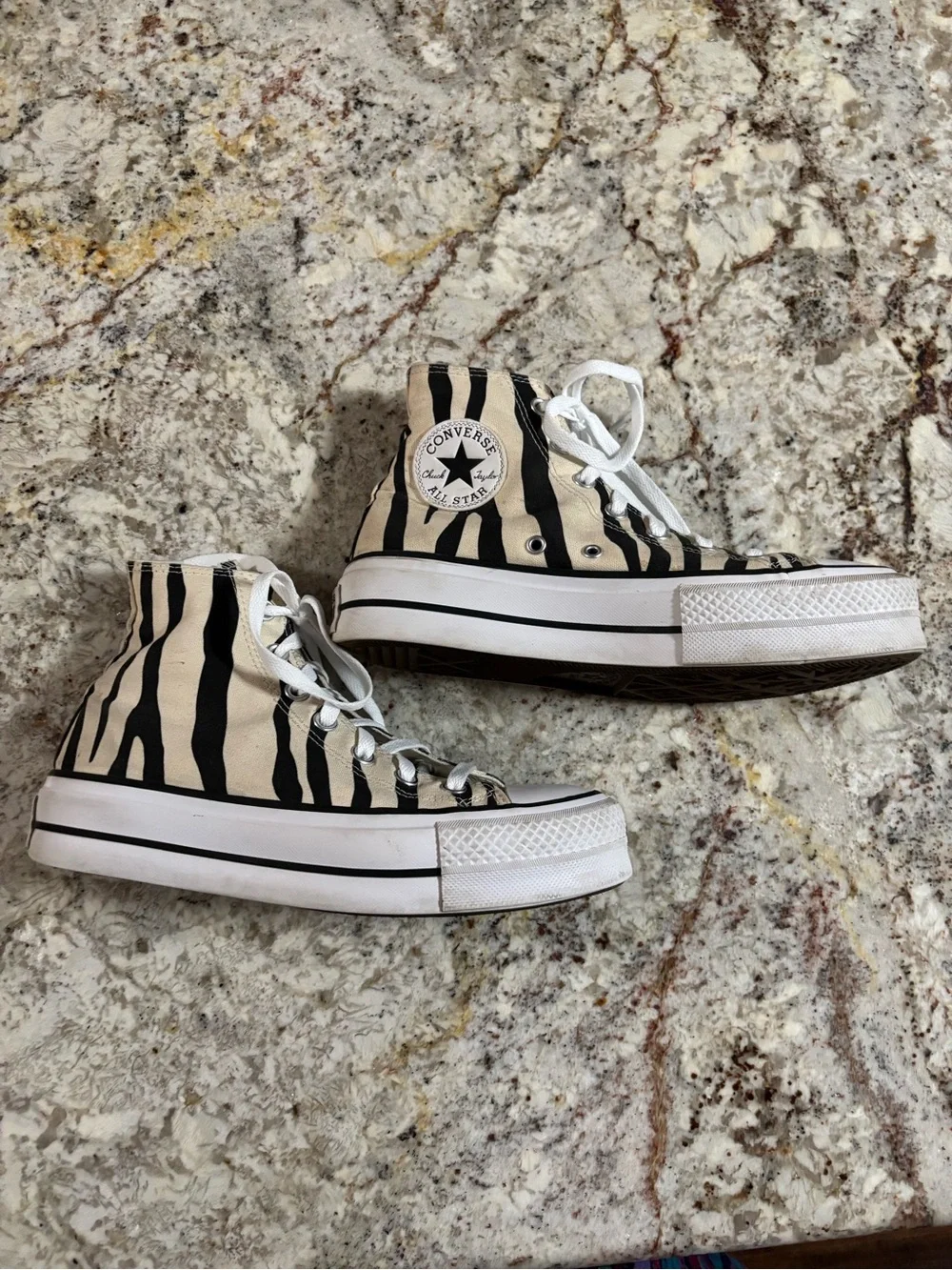 Converse  High-Top Sneakers in Black and Cream Stripe